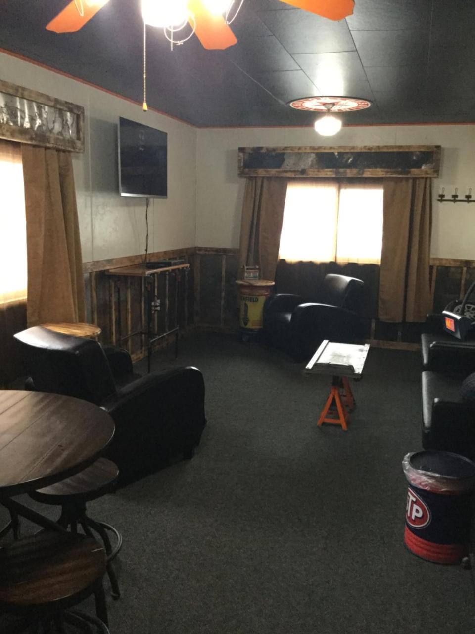 Black Bear Motel Davenport ภายนอก รูปภาพ