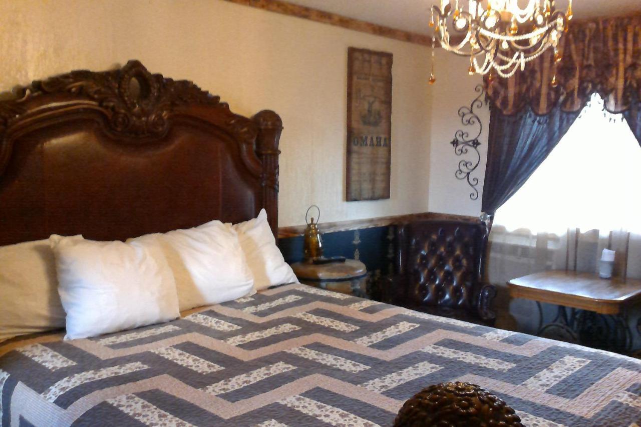 Black Bear Motel Davenport ภายนอก รูปภาพ