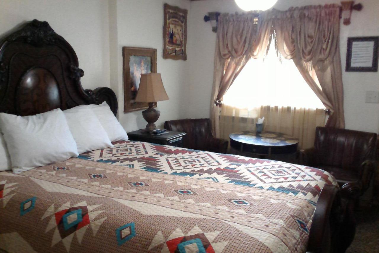 Black Bear Motel Davenport ภายนอก รูปภาพ